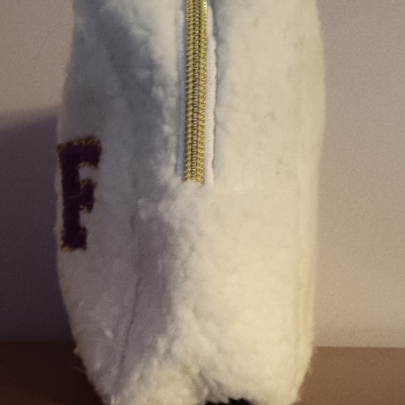 "Stuff" bag - Picture 4 of 4